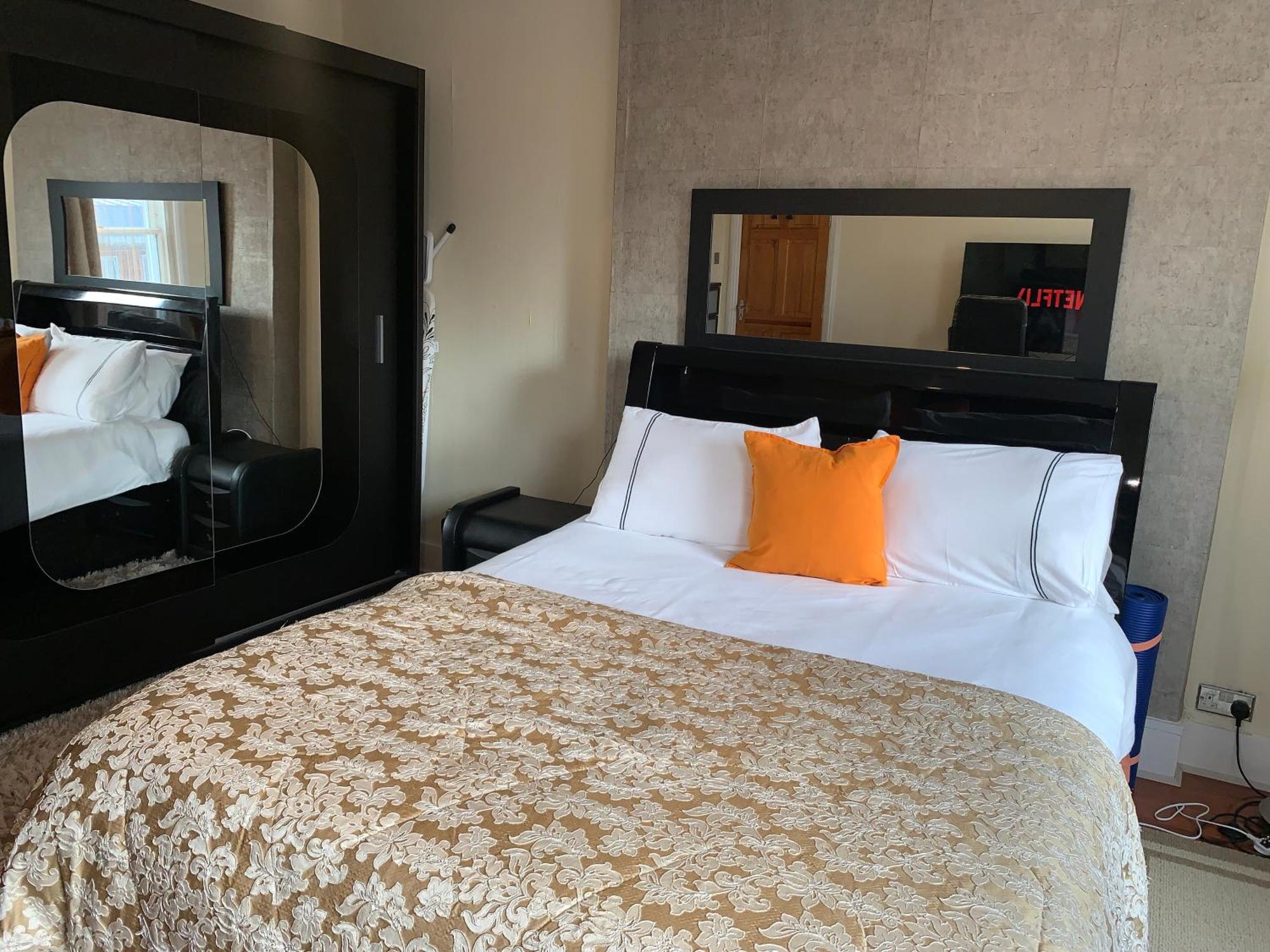 Superbly Furnished Apartment In Central Londra Dış mekan fotoğraf